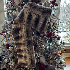 Luxurious Chinchilla  Fur Scarf/ Shall